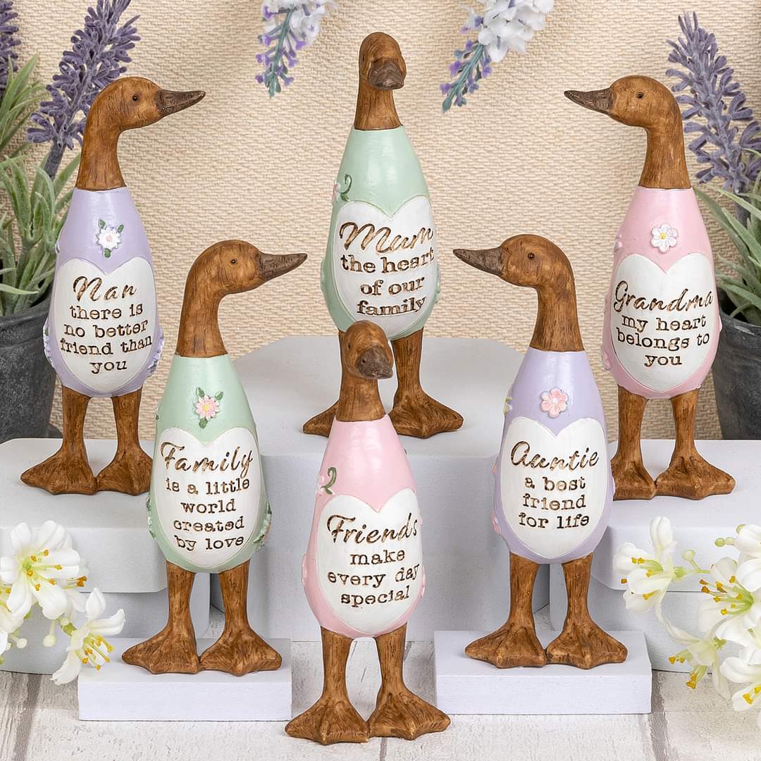 Daisy Ducks - Mum, Nan, Grandma, Auntie, Friends, Family, Daughter 12cm Tall