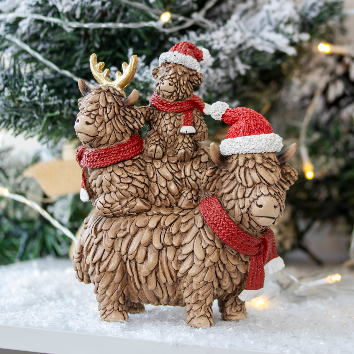 Christmas Santa Hugo Highland Cow Stacked Family