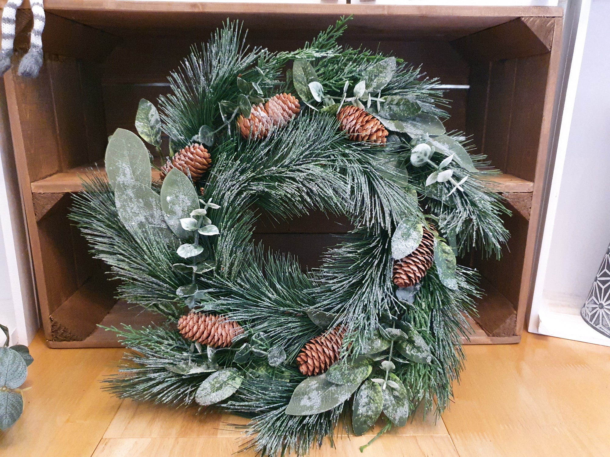 Natural Foliage & Pinecone Glittery Wreath