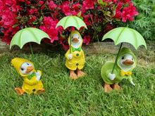 Load image into Gallery viewer, Percy The Garden Duck With Brolly - Yellow
