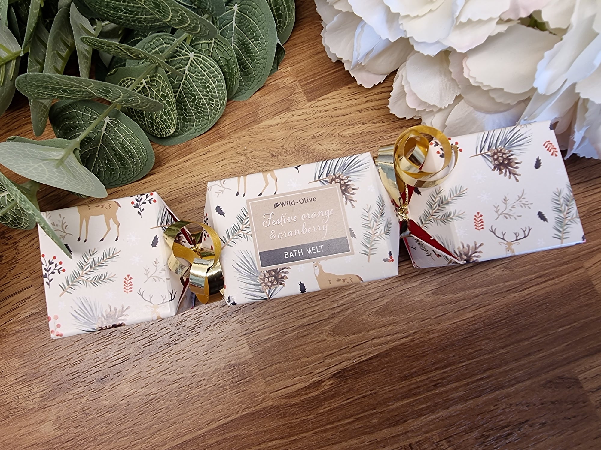 Christmas Crackers - Lip Balm & Bath Melt
