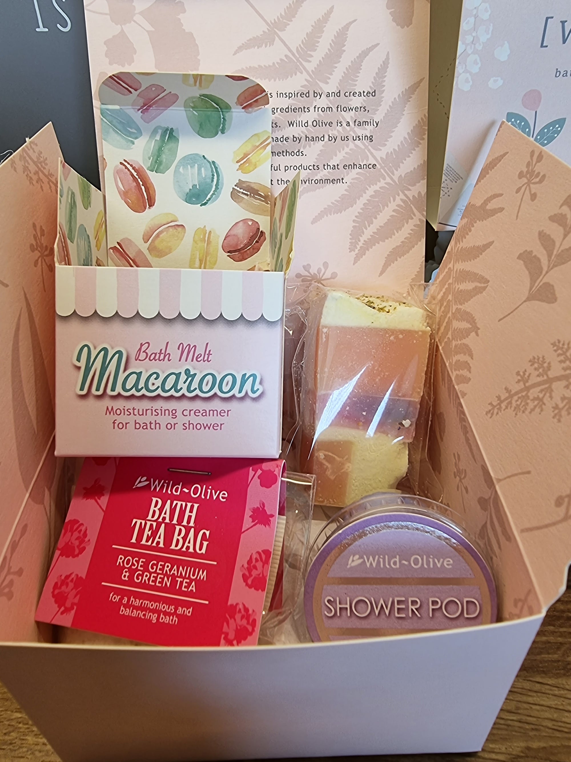 Gift Set - Wellbeing - Bath Treats Collection