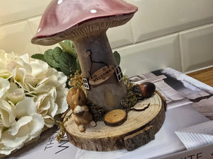 2nd Mushroom Cottage With Squirrel