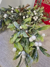 Load image into Gallery viewer, Glittery Mistletoe Bunch
