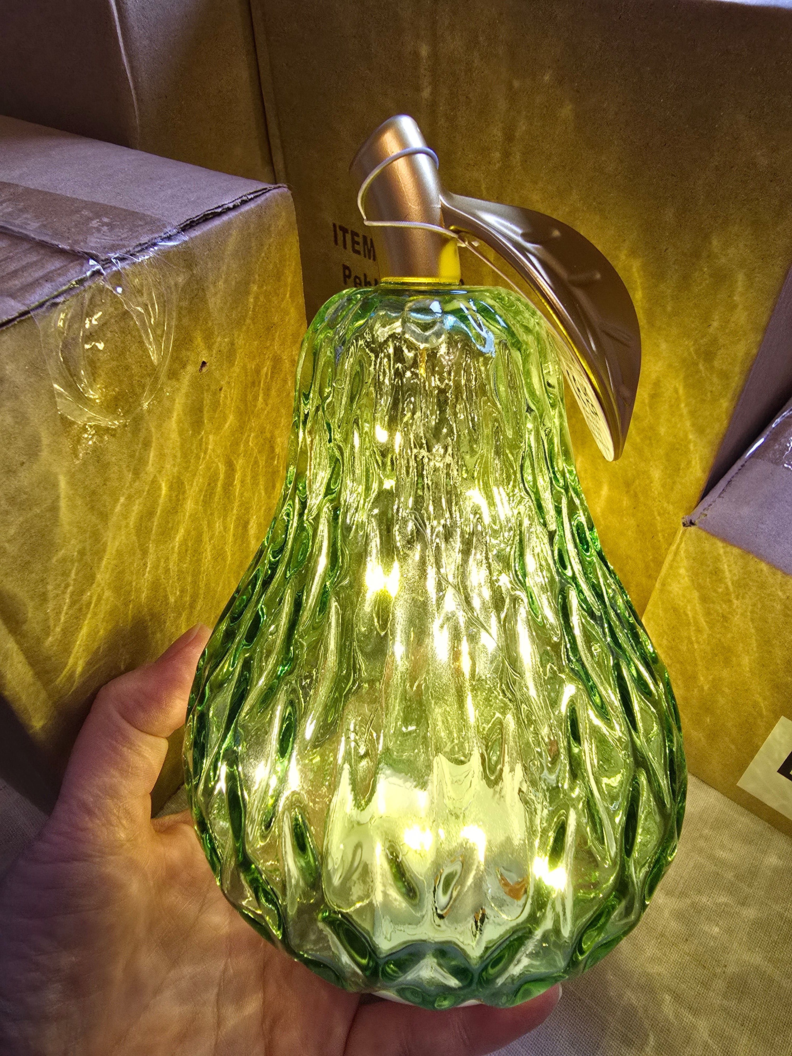 Diamond Cut LED Green Pear