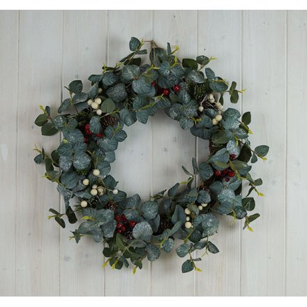 Natural Foliage & Berries Wreath