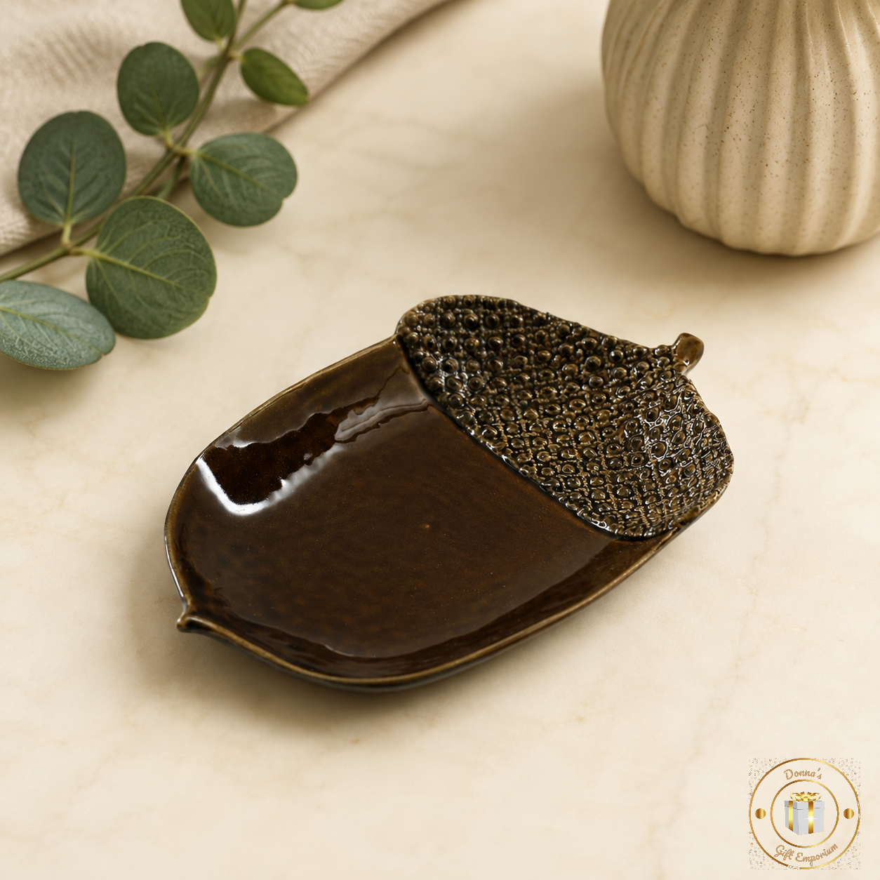 Acorn Dish