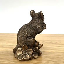 Load image into Gallery viewer, Bronze Mouse Holding Berry
