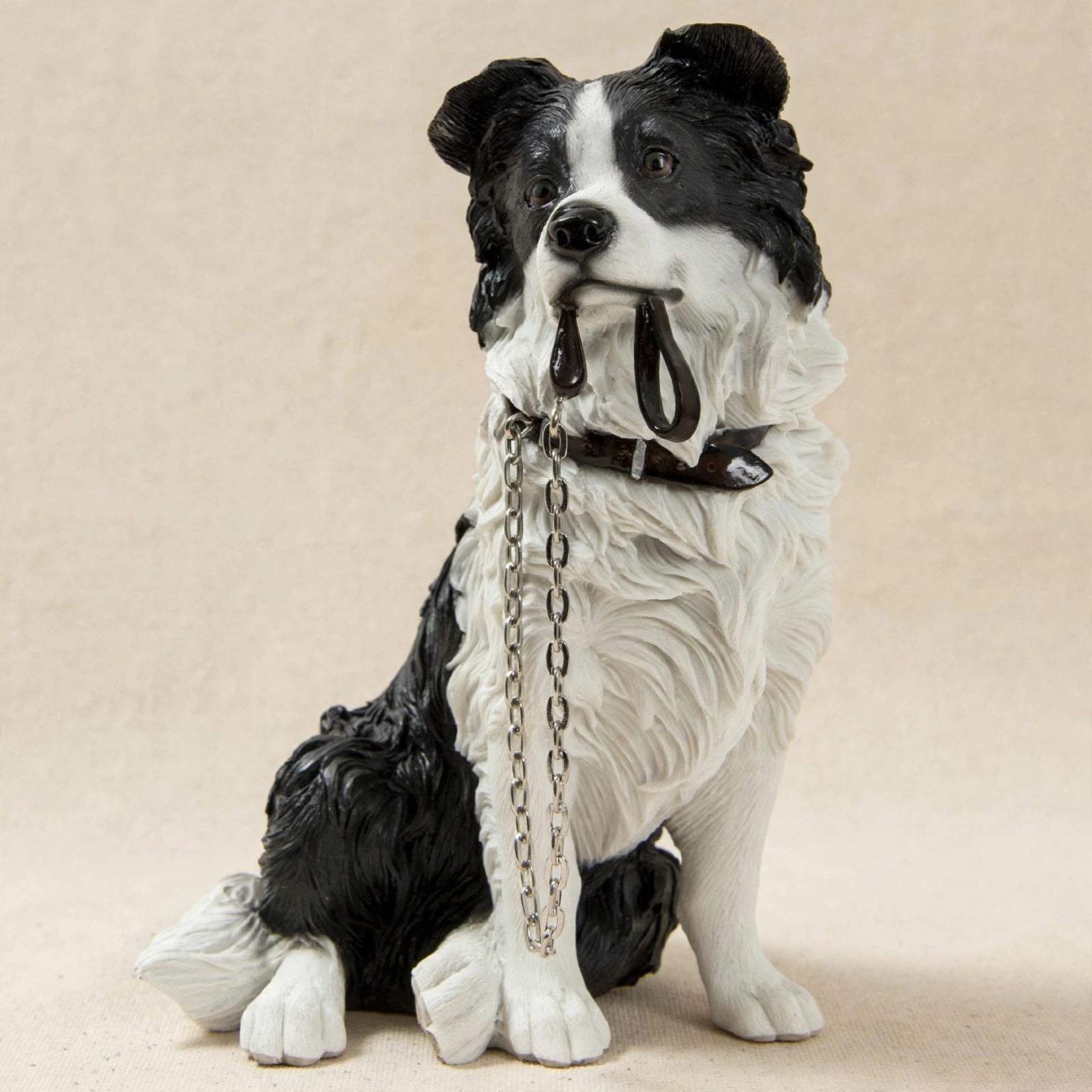Adorable Border Collie Figurine with Lead in Mouth - Black & White Collie Dog Ornament 15x9x17cm | Gift for Collie Lovers