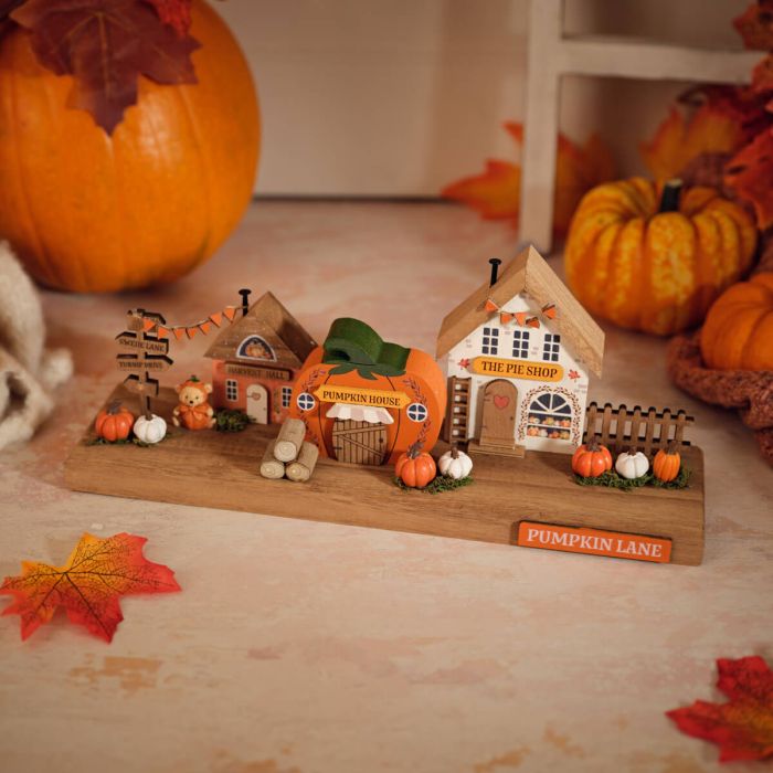 Pumpkin Lane Teddy Bear Wooden House Block *** PRE-ORDER ***