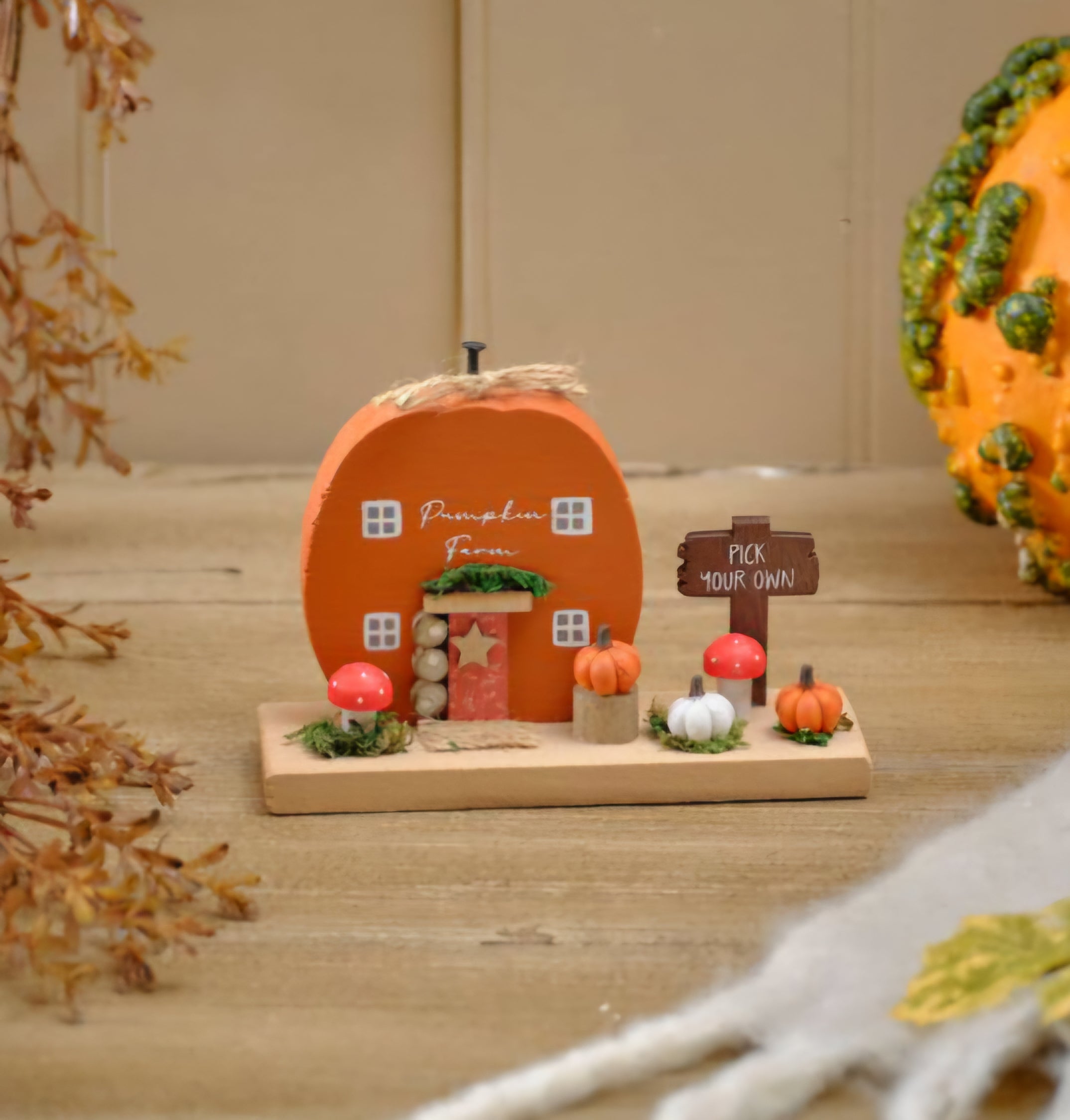 Autumn Pumpkin Farm House Block