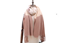 Load image into Gallery viewer, Cashmere Scarf - Soft Pink
