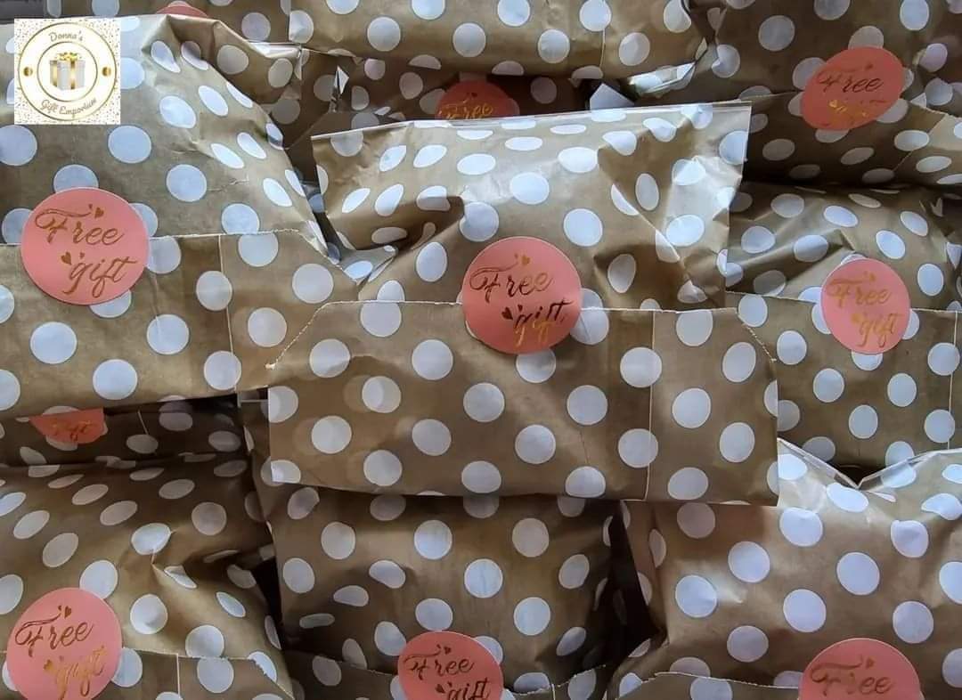 Free Gift With Purchases Over £25