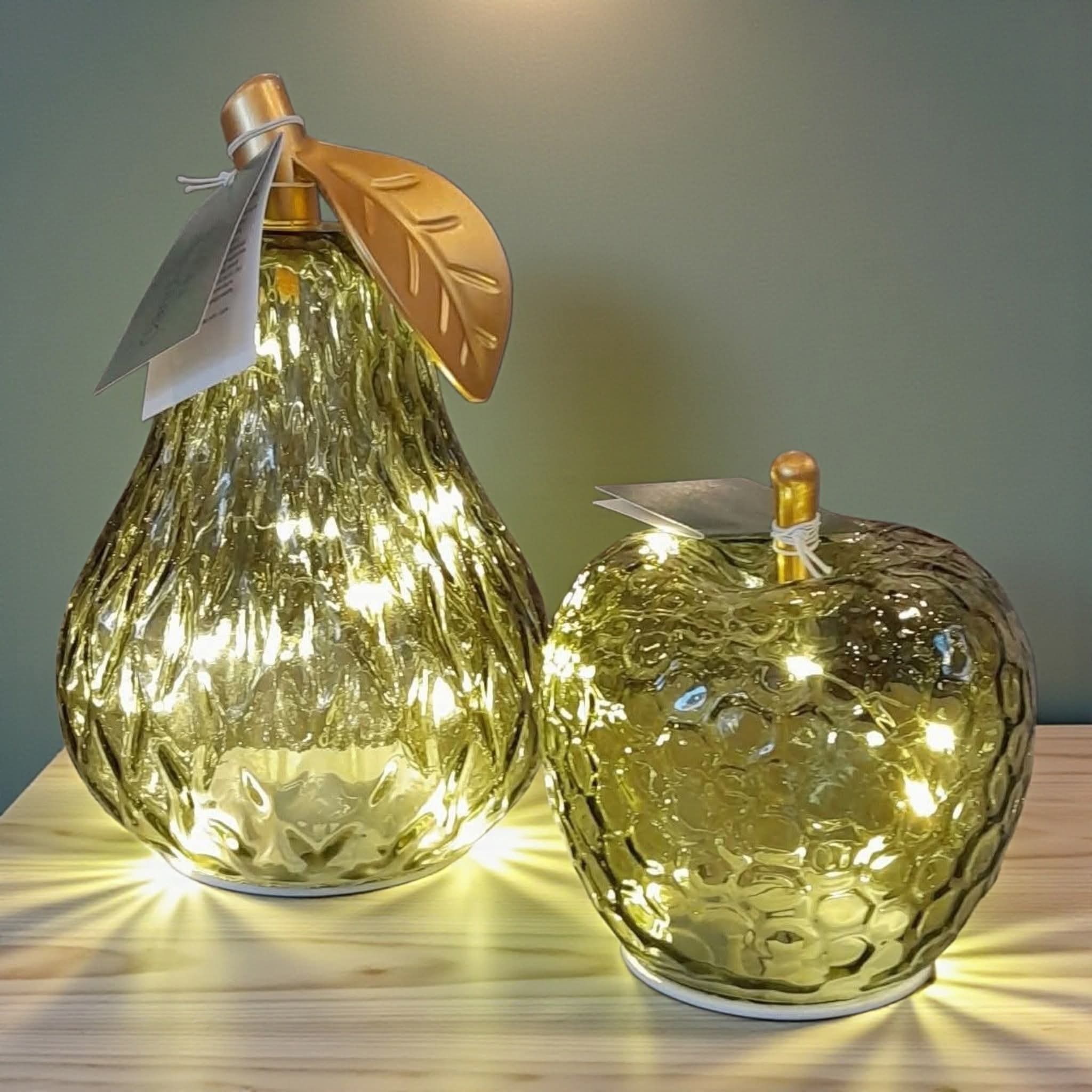 Diamond Cut LED Green Pear