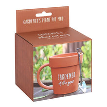 Load image into Gallery viewer, Gardener Of The Year Mug &amp; Shovel Spoon
