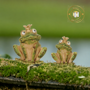 Frogs With Crowns - Pair