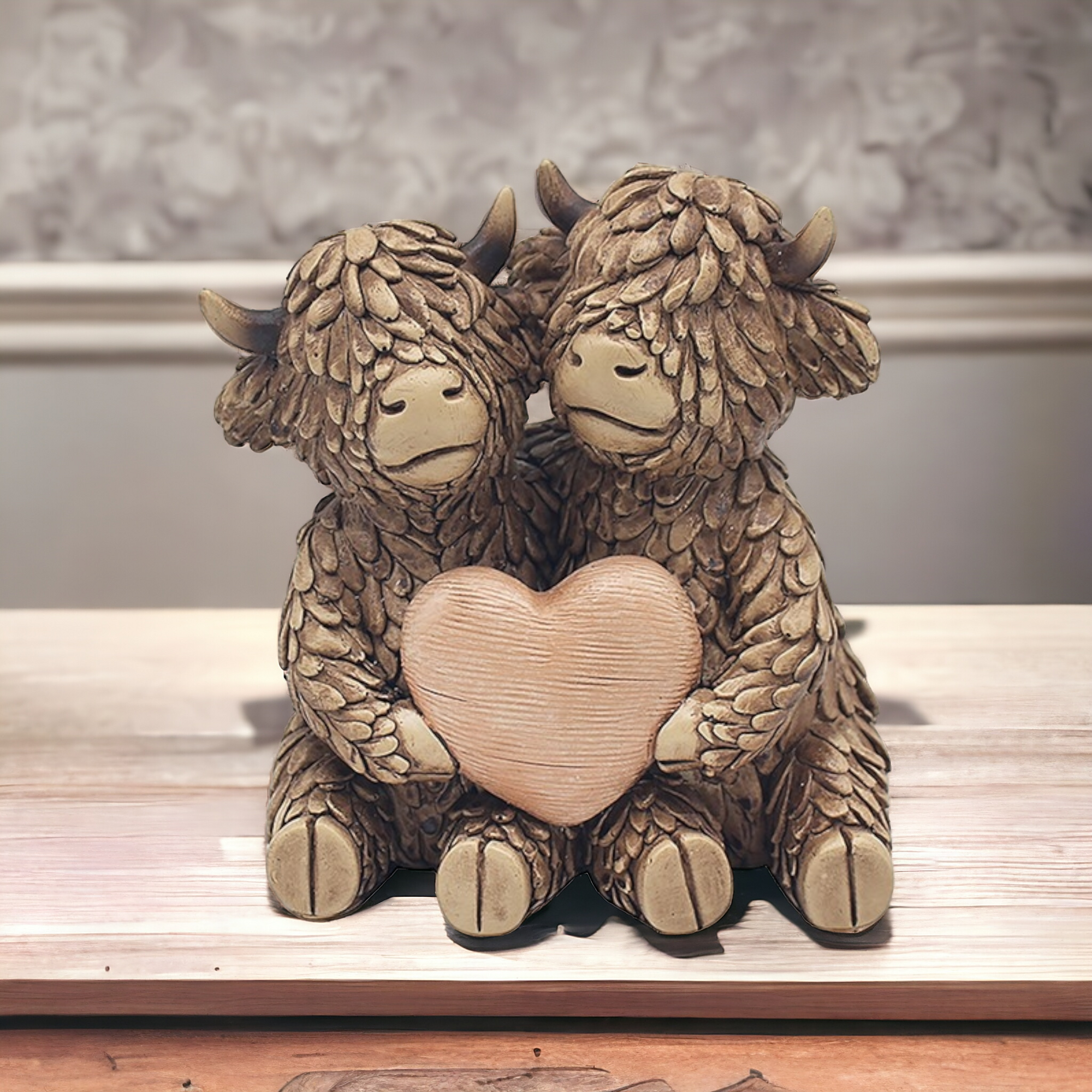 LOVE & FRIENDSHIP Highland Cows