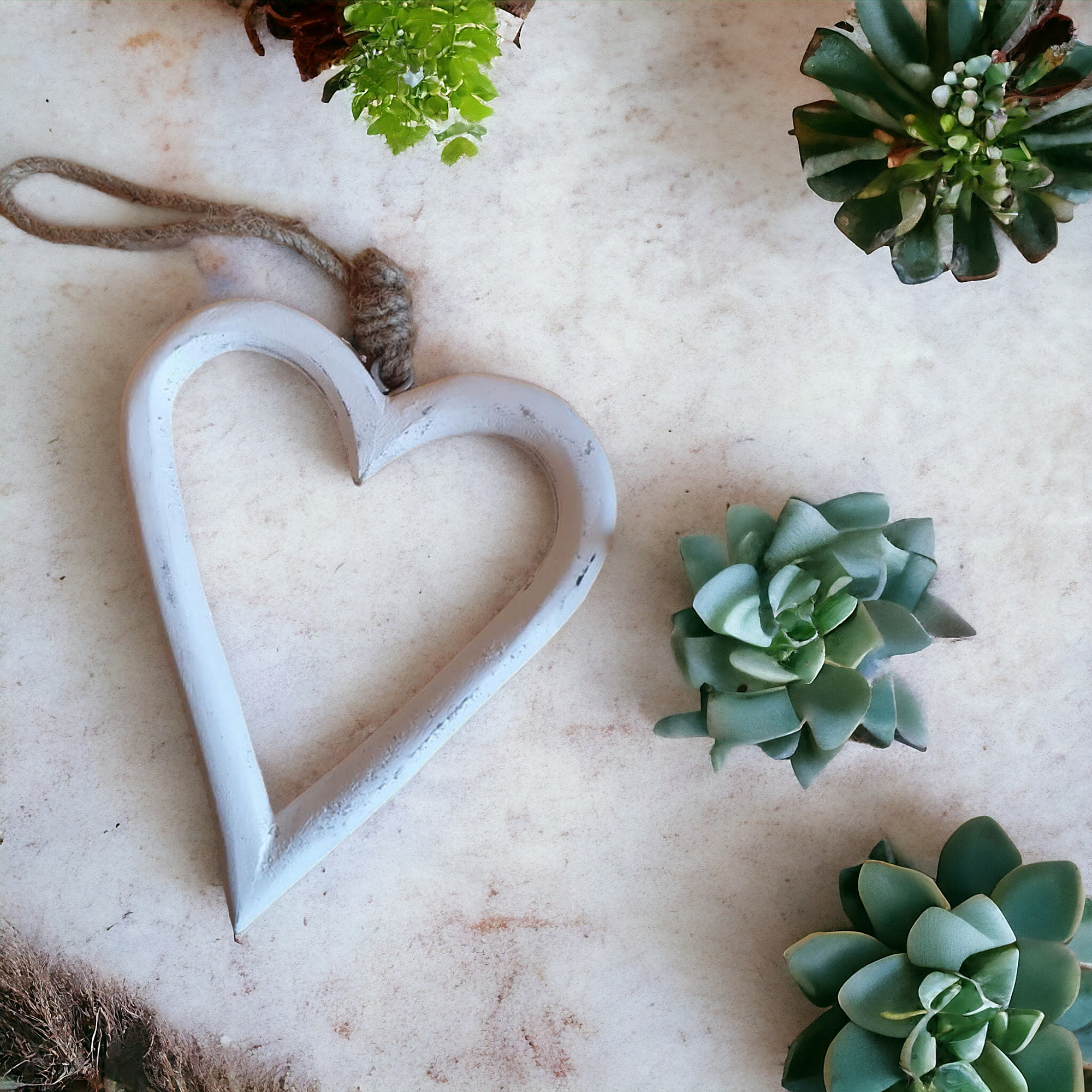 Shabby Chic White Heart