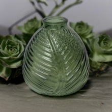 Load image into Gallery viewer, Green Leaf Vase
