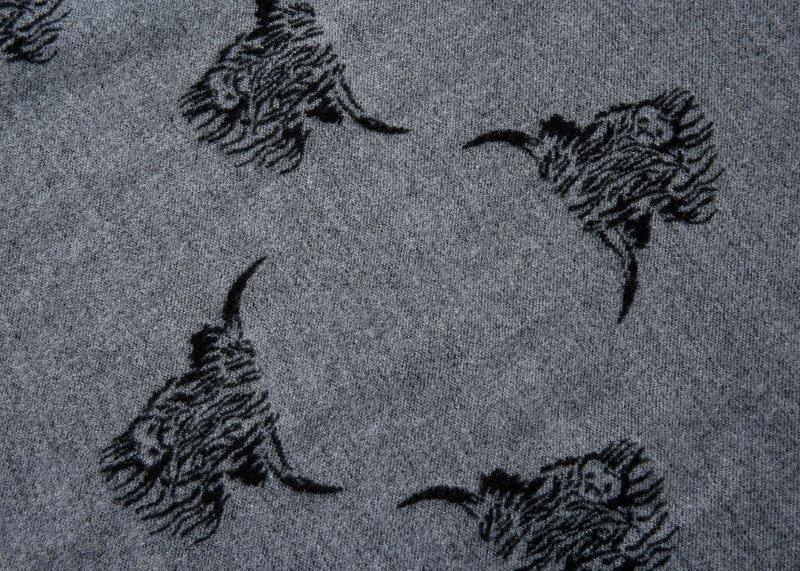 Cashmere Highland Cow Scarf - Grey/Black
