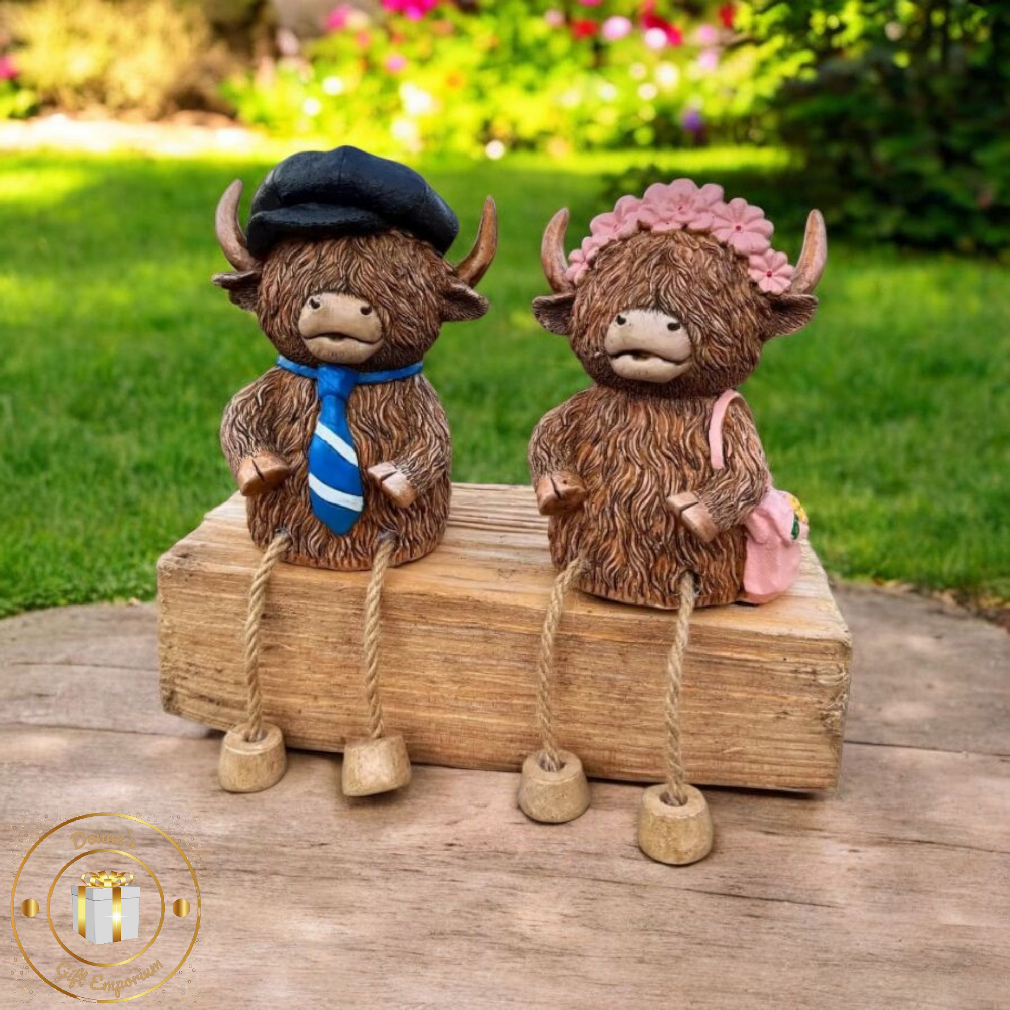 Highland Cow With Flat Cap - Money Bank