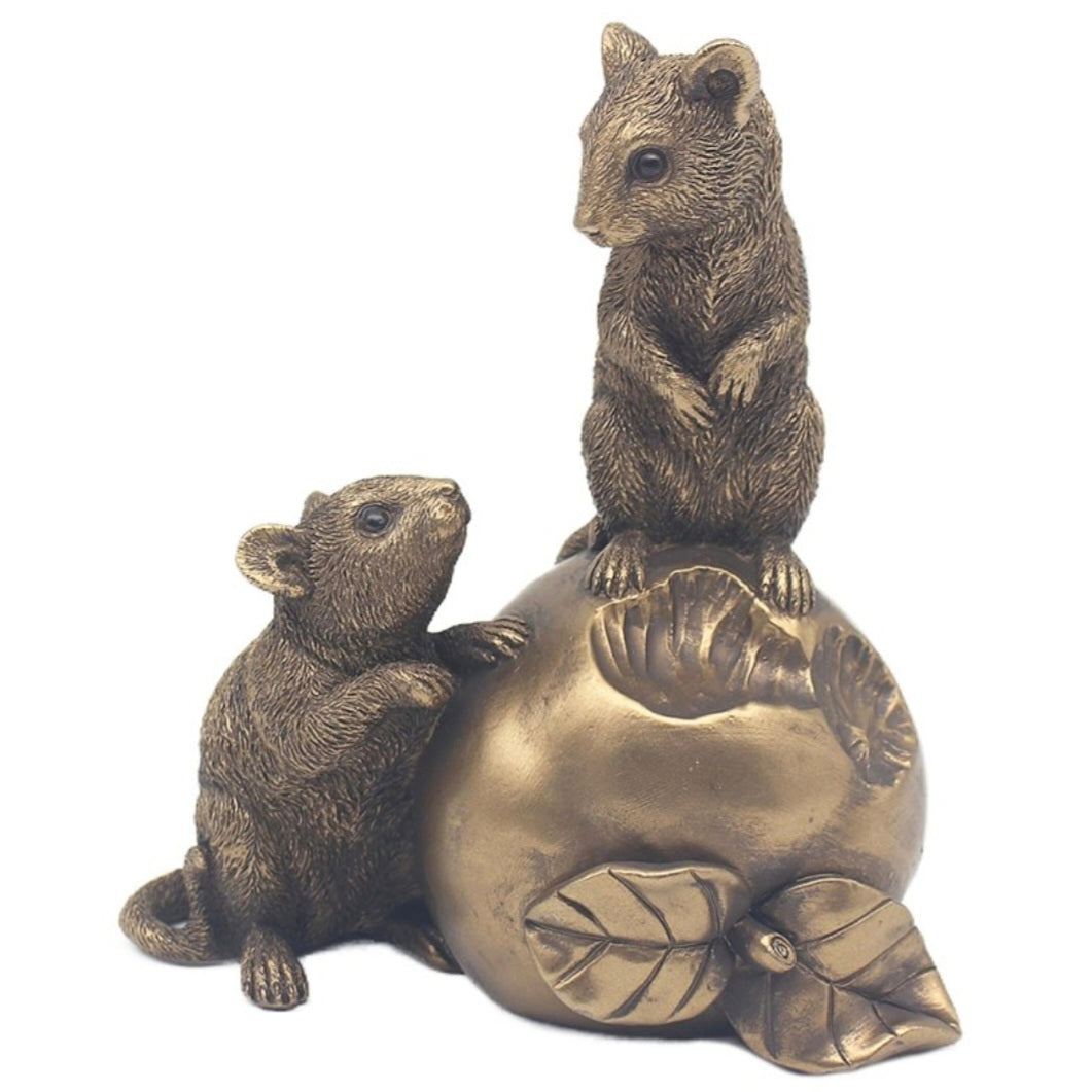 Bronze Mouse With Apple