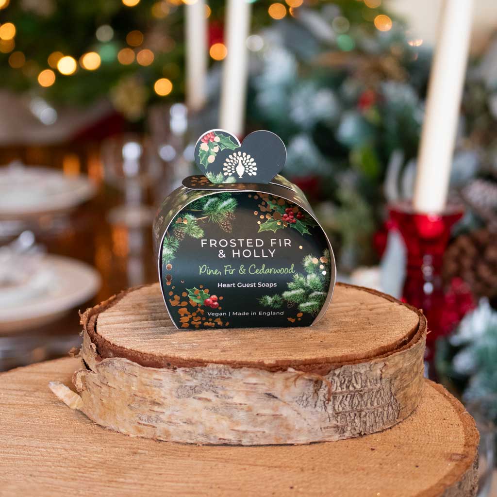 The English Soap Company - Christmas Tidings Frosted Fir & Holly Guest Soaps