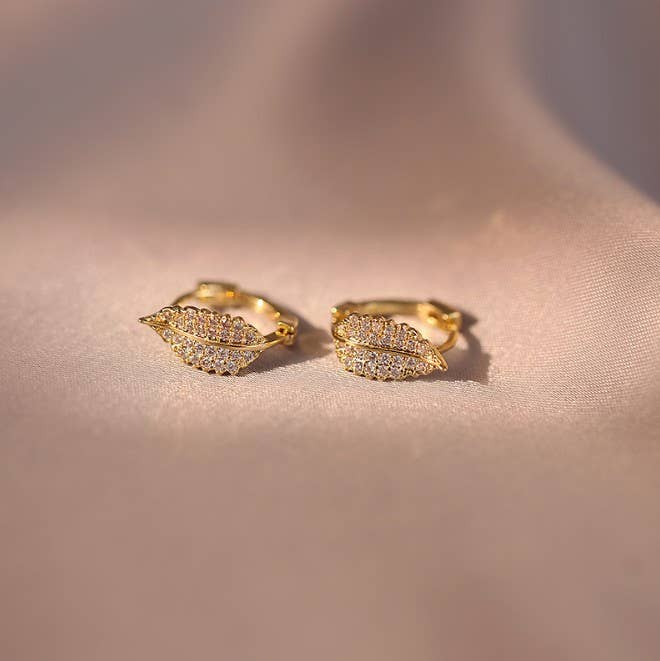 Cubic Zirconia Leaf Huggie Earring in Gold