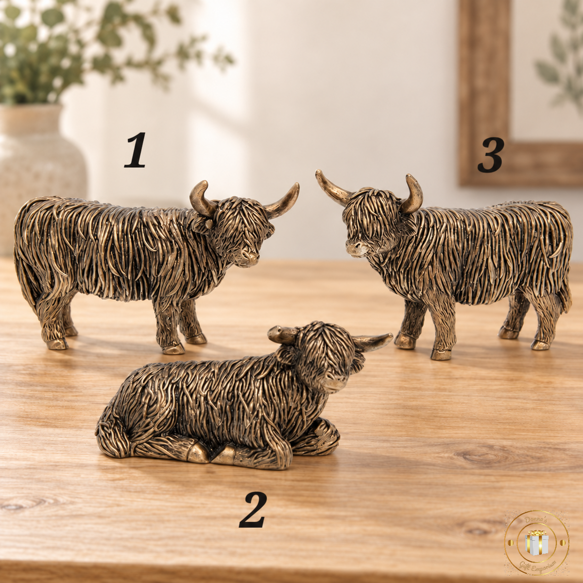 Bronze Highland Cow - Mini