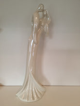 Load image into Gallery viewer, 2nd - Pearlescent Loving Couple Figurine
