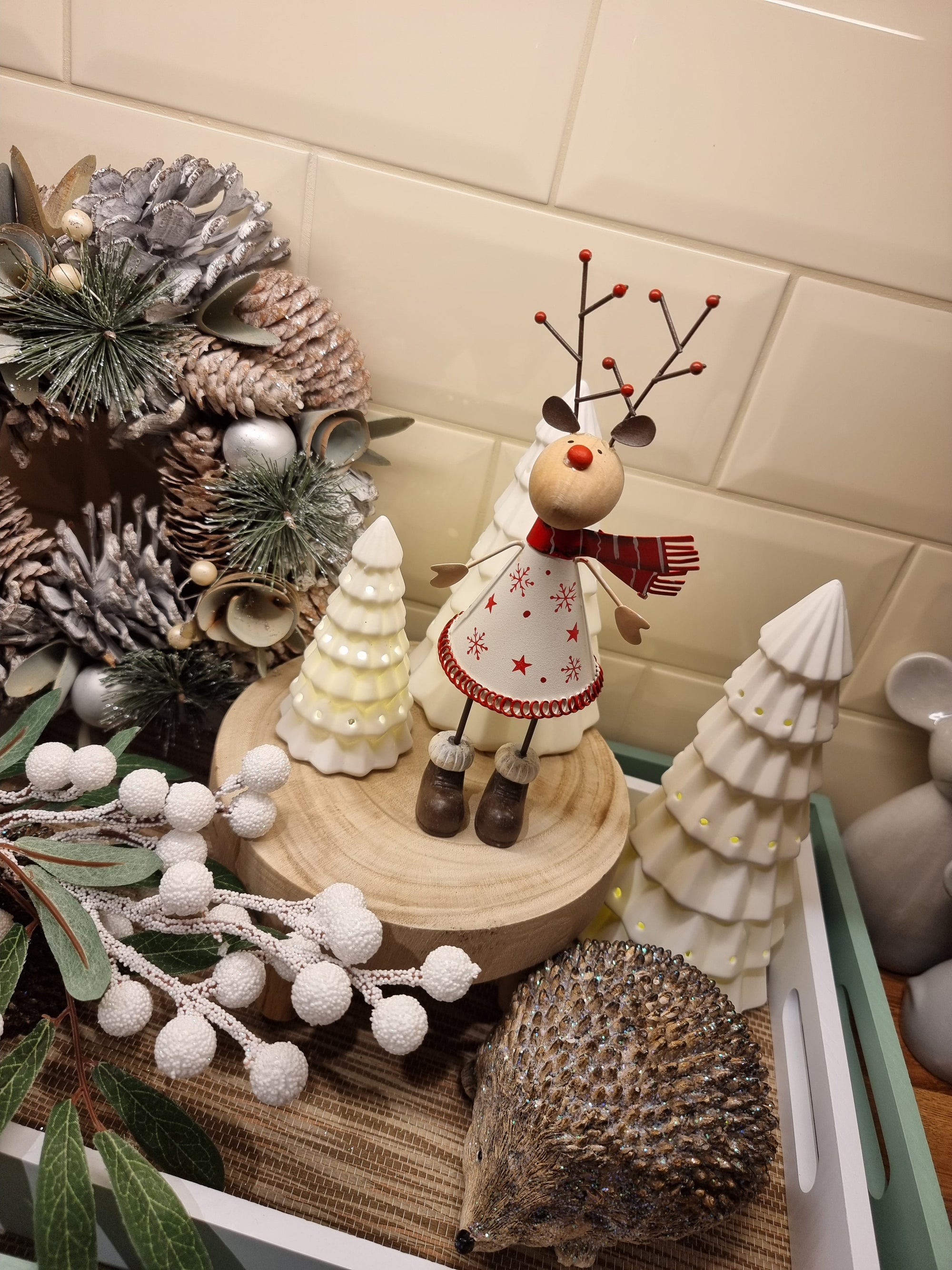 Metal Winter Reindeers - Red & White