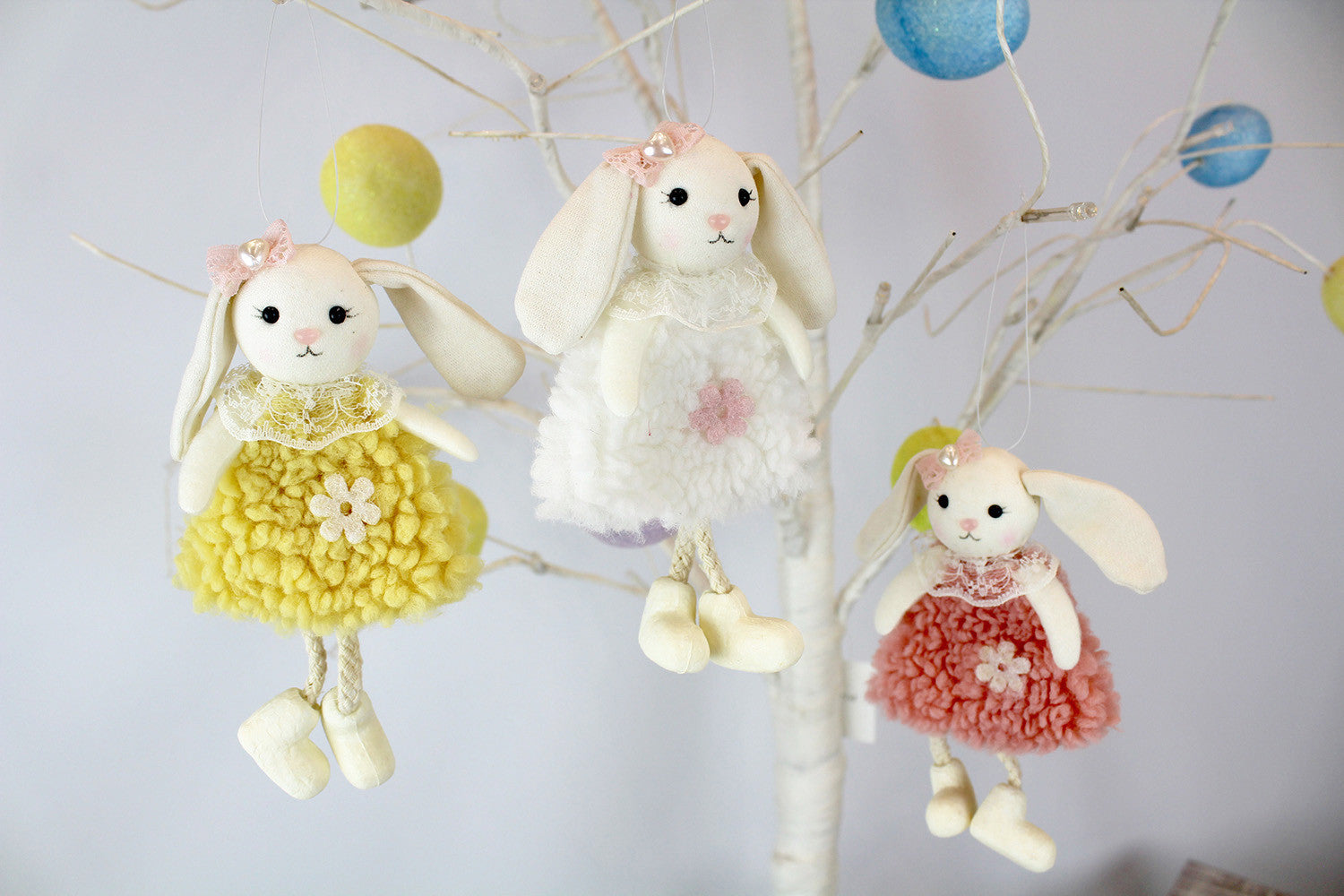 Easter Bunny Hangers With Flowers ..