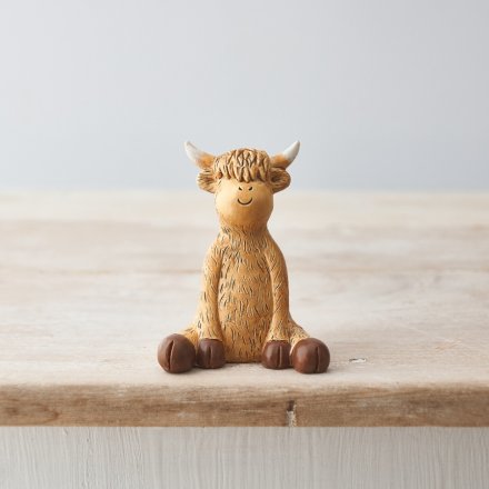 Highland Cow Sat