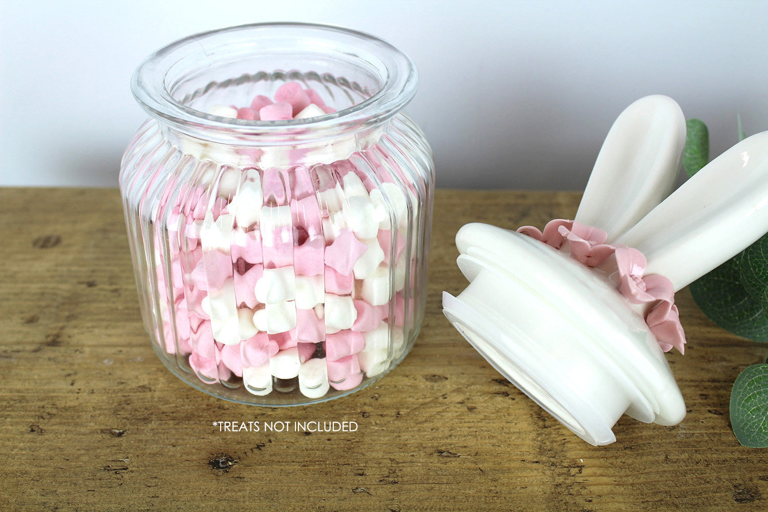 Easter Bunny Jar With Flowers ..