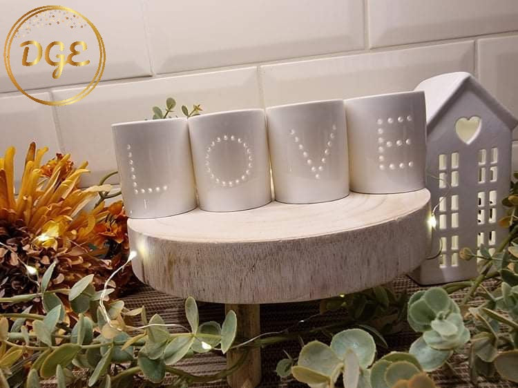 LOVE T- Light Holders